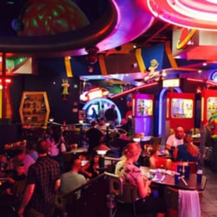 Space Aliens Grill and Bar Trip Packages