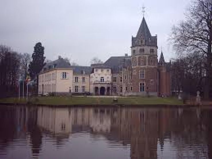 Renesse Castle Trip Packages