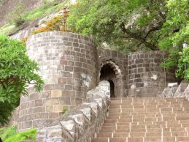 Shivneri Fort Trip Packages