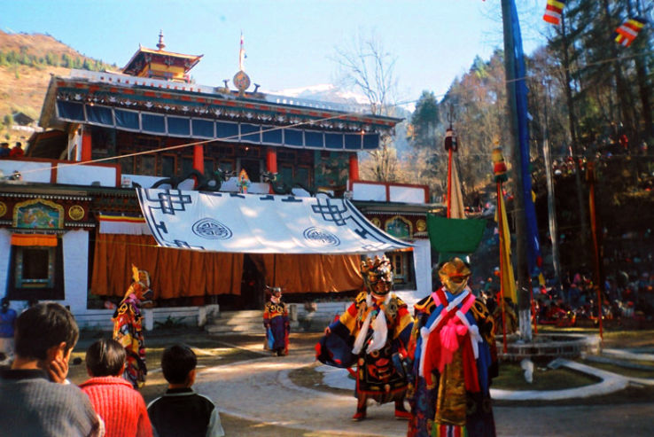 Lachung Monastery Trip Packages