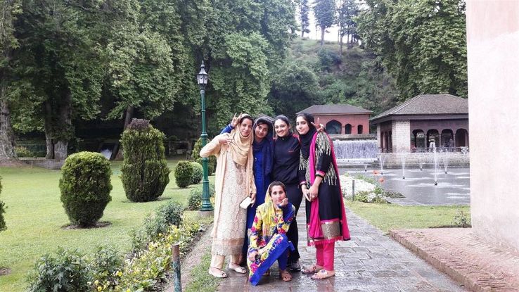 Achabal Trip Packages