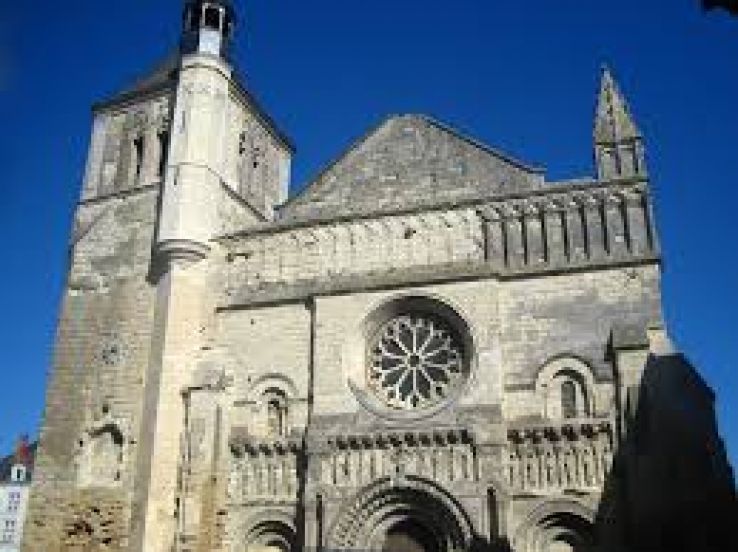 Saint-Medard Church Trip Packages