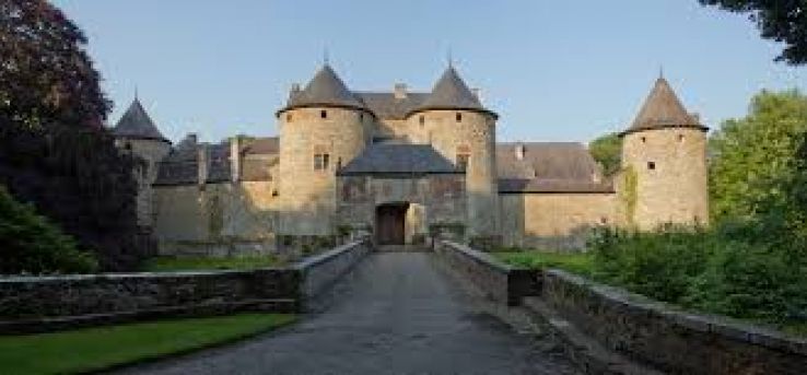 Chateau de Corroy-le-Chateau Trip Packages
