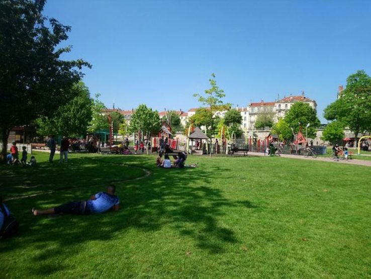 Jouvet Park Trip Packages