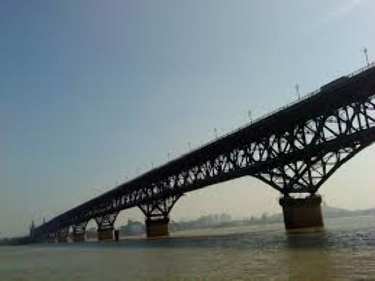 Nanjing Yangtze River Bridge  Trip Packages