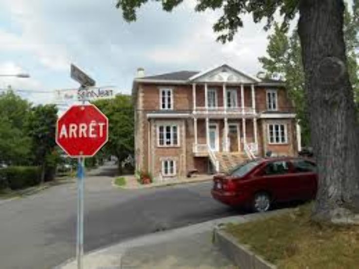 Rue Saint Jean Trip Packages