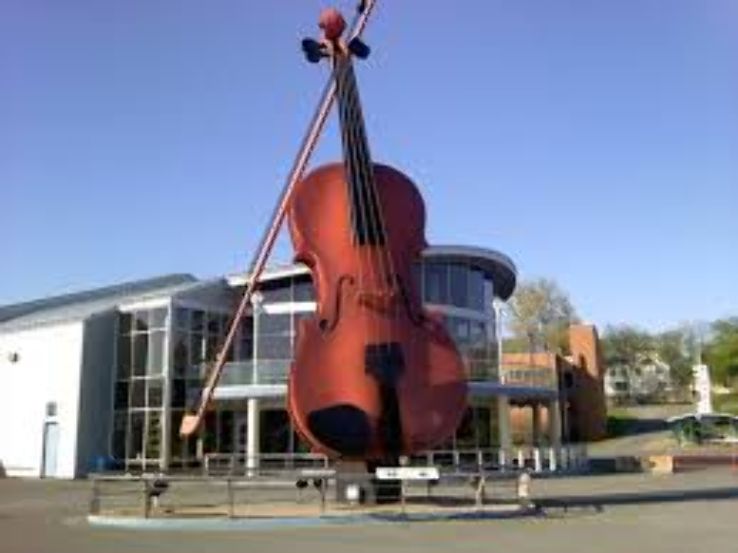 Worlds Largest Fiddle Trip Packages