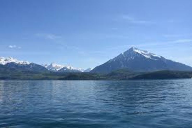 Lake Thun Trip Packages