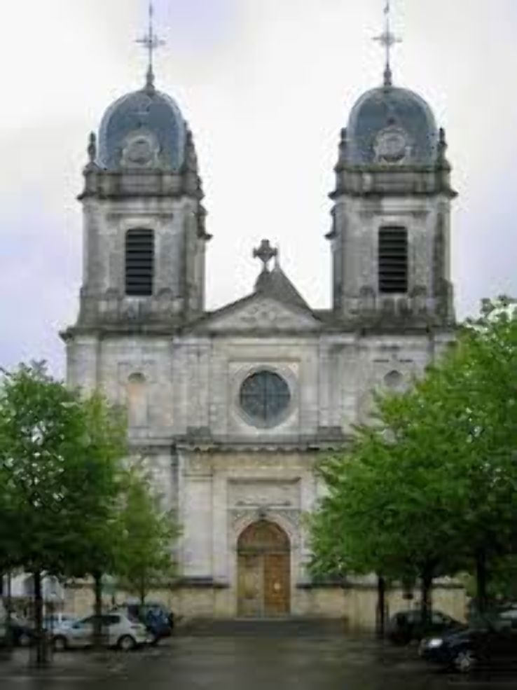 Dax Cathedral Trip Packages