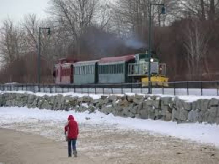 Maine Narrow Gauge Railroad Museum  Trip Packages