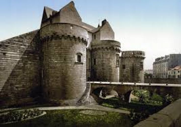 Chateau de Rosanbo Trip Packages