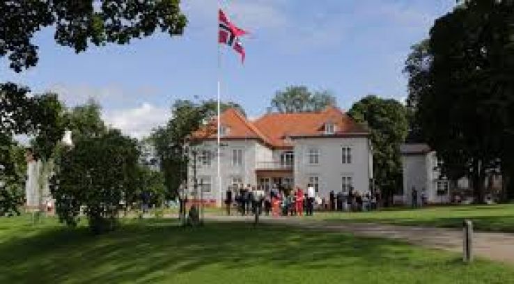 Eidsvollsbygningen Trip Packages