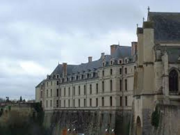 Chateau des Ducs de La Tremoille Trip Packages