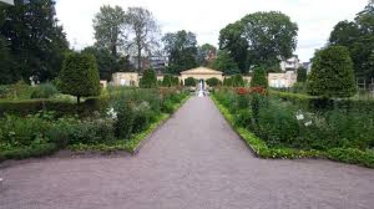 Linnaean Garden Trip Packages