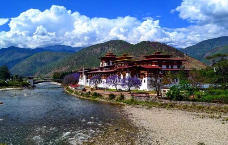 Punakha Winter Trek Trip Packages