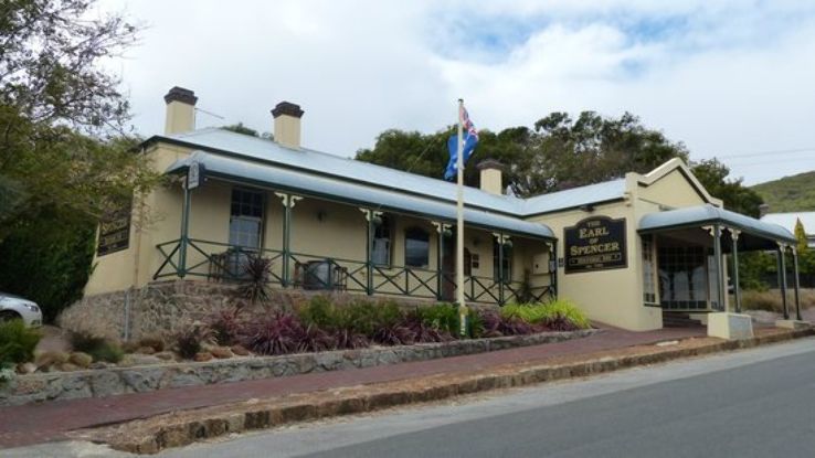 Earl of Spencer Trip Packages