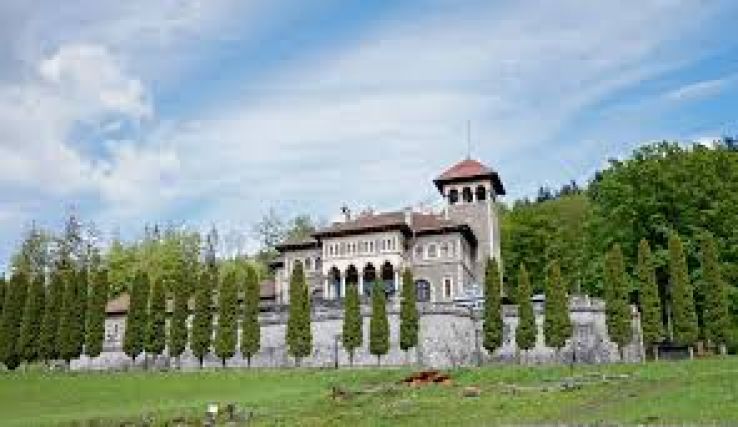 Cantacuzino Castle Trip Packages