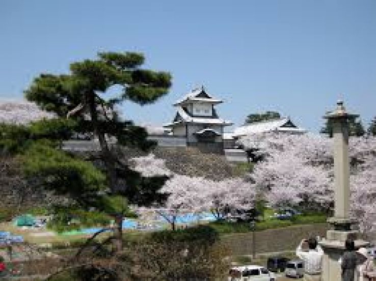 Kanazawa Castle Trip Packages