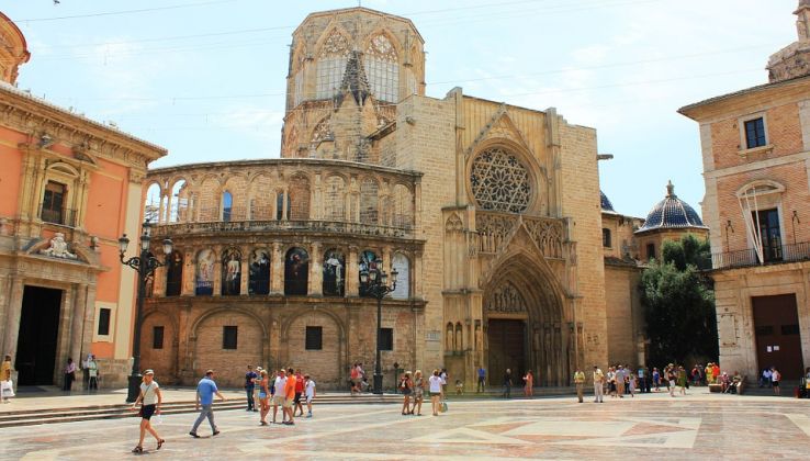 Valence Cathedral Trip Packages