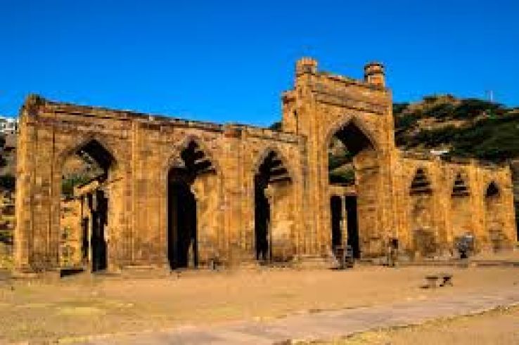 Adhai Din Ka Jhonpra Trip Packages