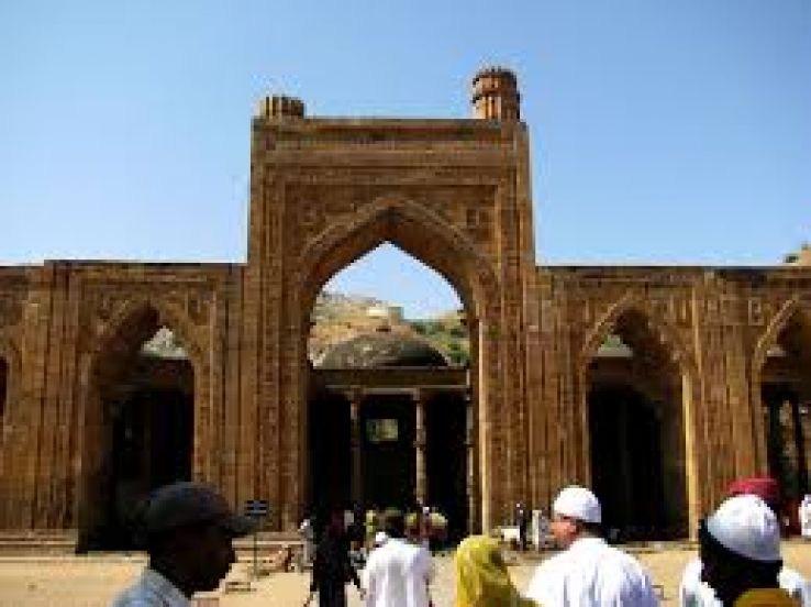 Adhai Din Ka Jhonpra Trip Packages