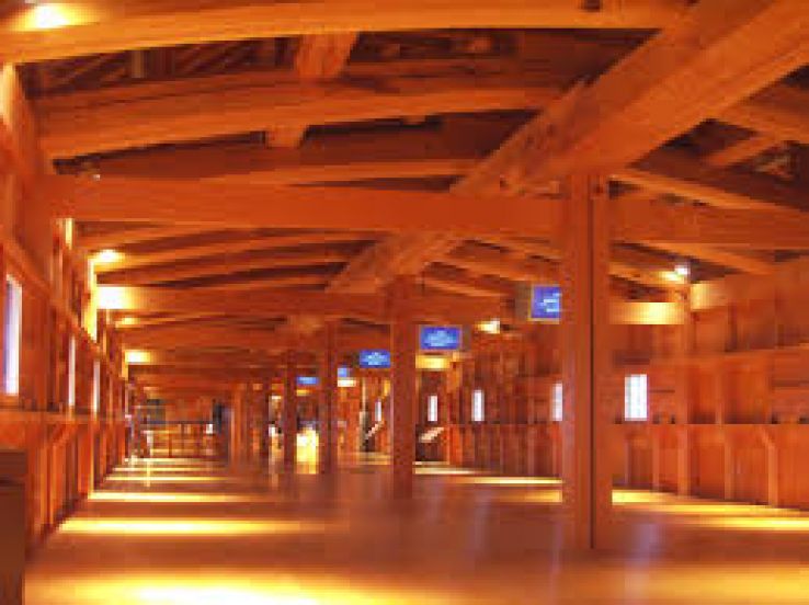 Kanazawa Castle Trip Packages