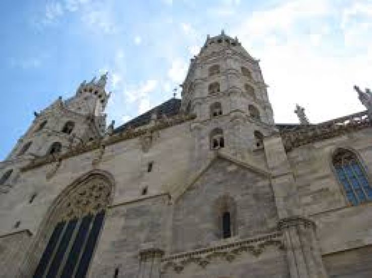 Old Cathedral Trip Packages
