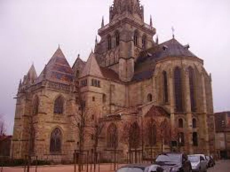 Autun Trip Packages