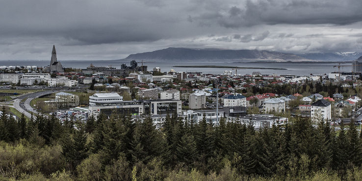 Experience 5 Days 4 Nights Reykjavik Tour Package