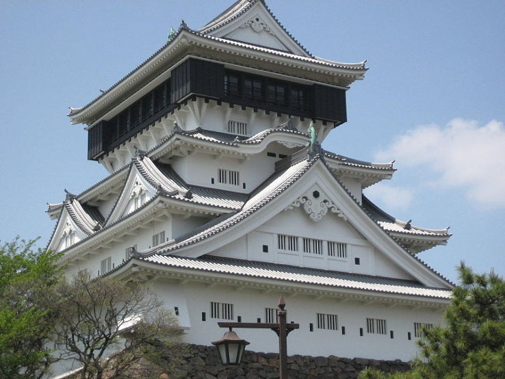 Kokura Castle Trip Packages