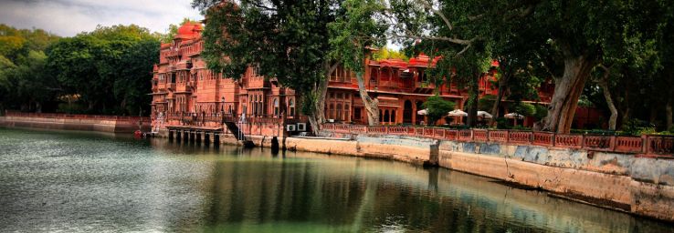 Gajner Palace Trip Packages