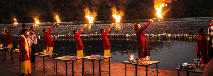 Ganga Aarti Trip Packages