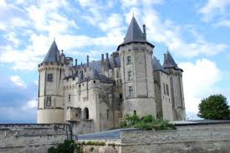 Saumur Trip Packages