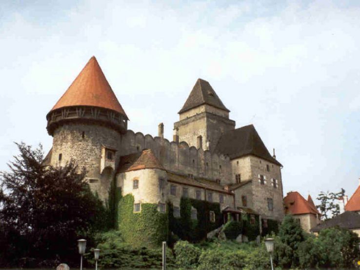 Burg Heidenreichstein Trip Packages