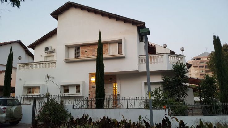 Weizmann House Trip Packages Weizmann House Trip Packages