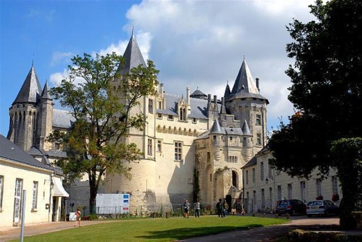 Castle of Saumur Trip Packages