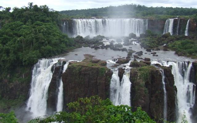 Iguaz Trip Packages