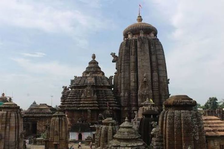 Lingaraj Temple Trip Packages