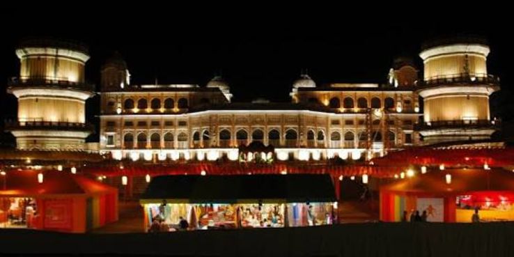 Sheesh Mahal  Trip Packages