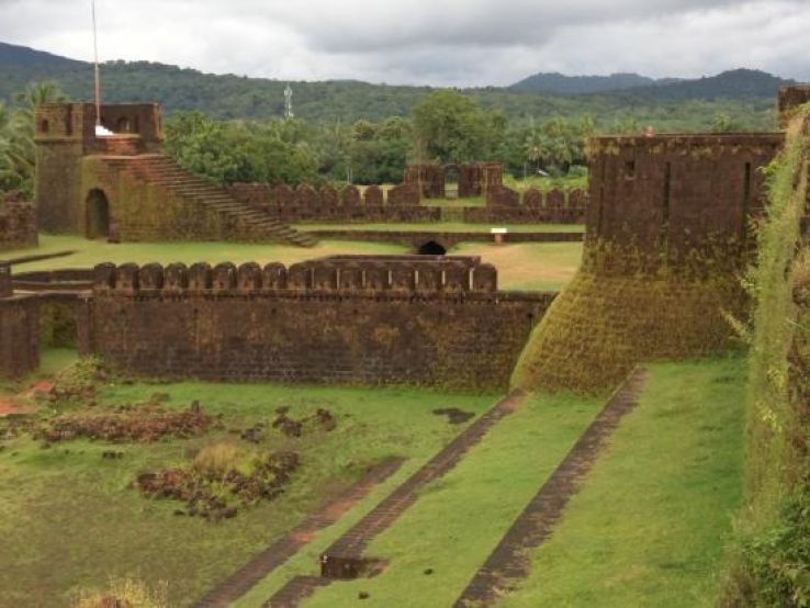 Deogarh Fort Trip Packages