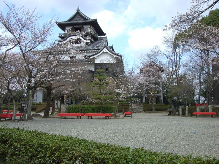 Inuyama Castle Trip Packages