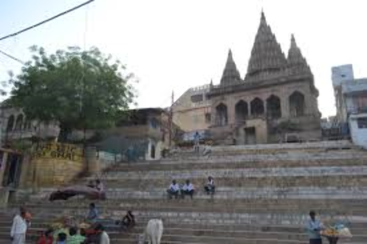 Assi Ghat Trip Packages