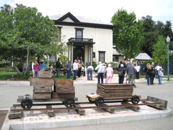 Harris-Lass House Museum  Trip Packages