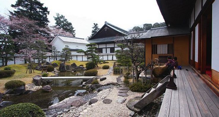 Hikone Castle Trip Packages