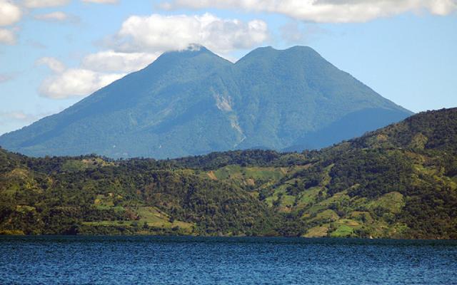 Lago de Ilopango Trip Packages