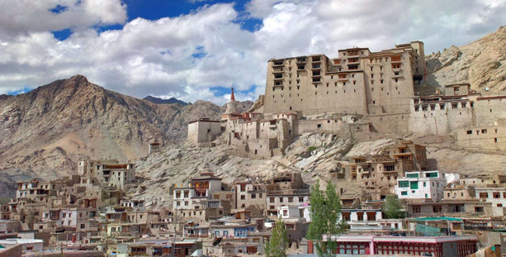 Heart-warming 7 Days 6 Nights Leh Ladhakh, Leh Sangam Hall with Leh TO NUBRA VALLEY Tour Package