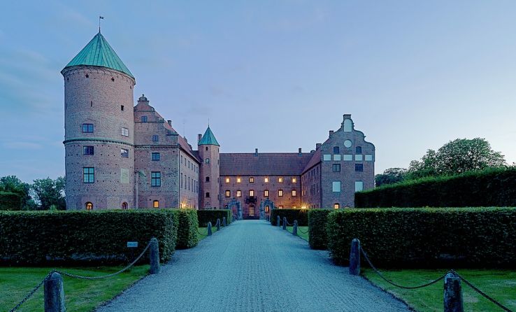 Skarhult Castle Trip Packages