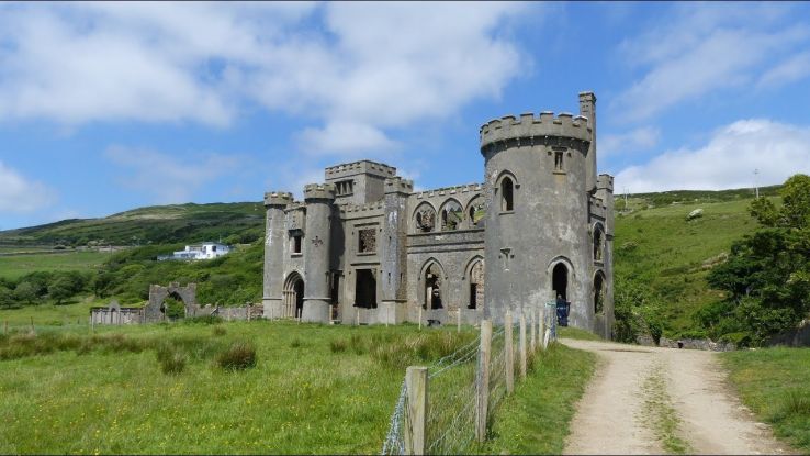 Clifden Castle Trip Packages