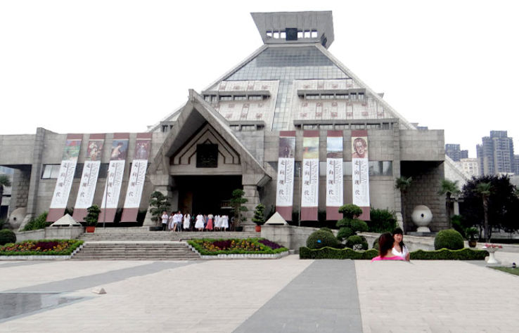 Henan Museum Trip Packages