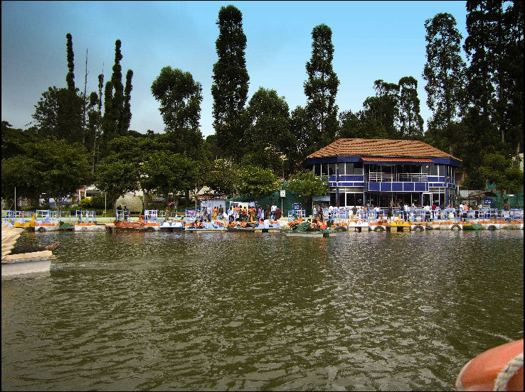 Boating at Yercaud and Ooty Lake Trip Packages